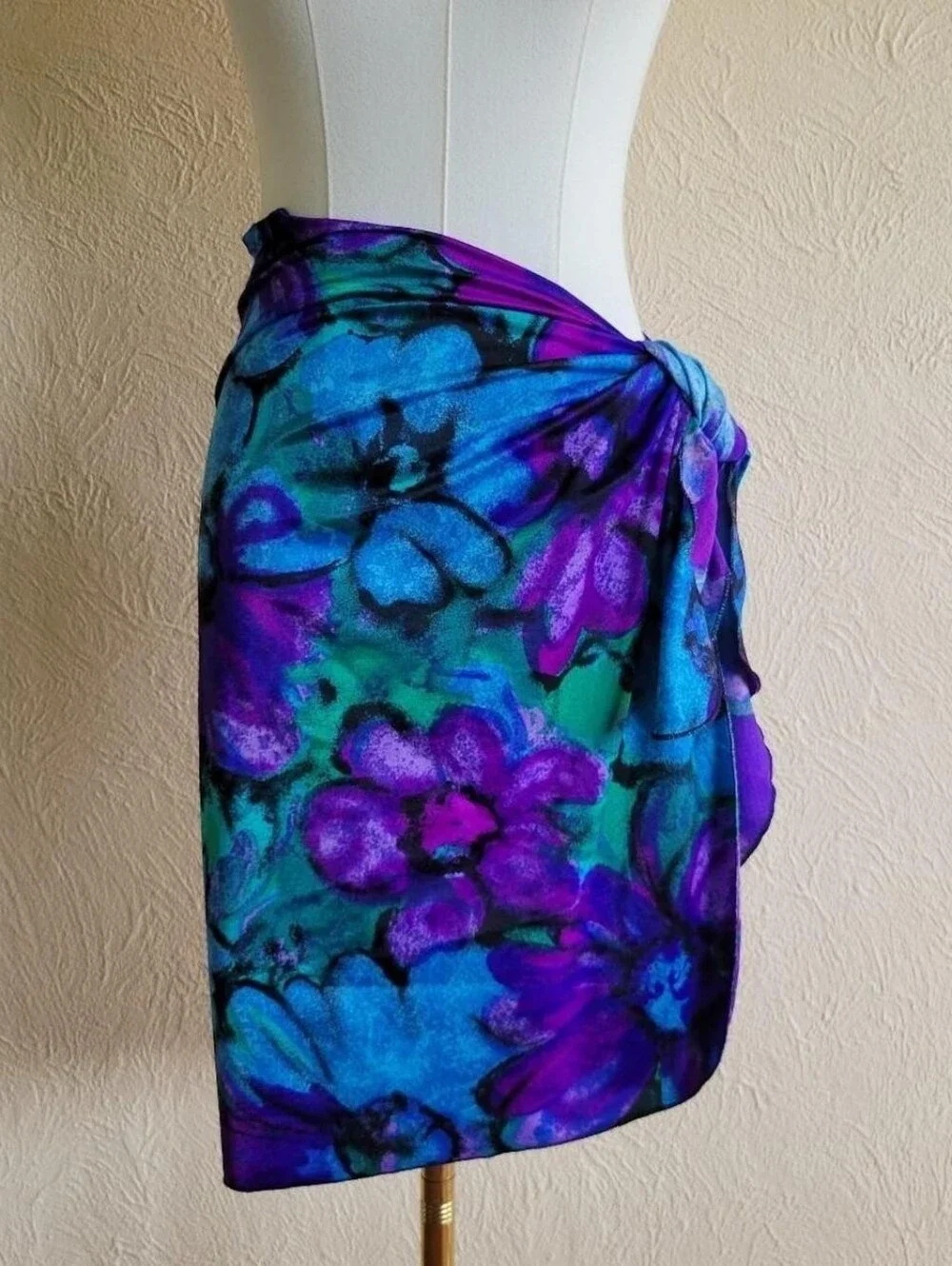 Jantzen Swim | Vintage Blue & Purple Floral Sarong
